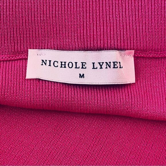 Nichole Lynel Sydney Hot Pink Contrast Trim Asymmetrical Knit Mini Skirt Sz M - Picture 6 of 11